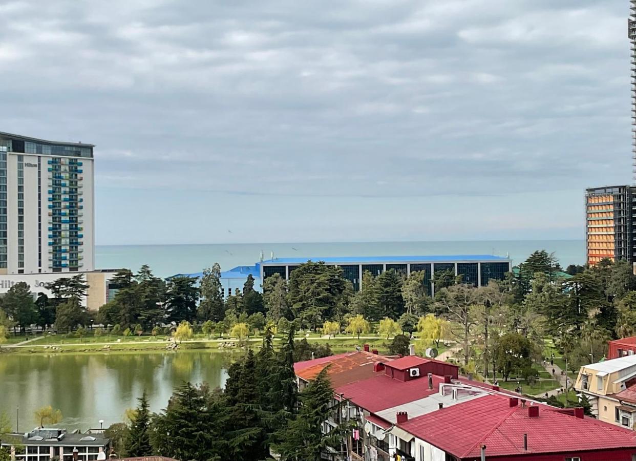 Babi Home Batumi Esterno foto